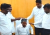 Vanniarasu-starts-work-as-minister-secretariat