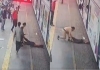 Mumbai-dadar-woman-police-saves-man-from-moving-train