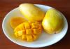 How to know artificially ripened mango