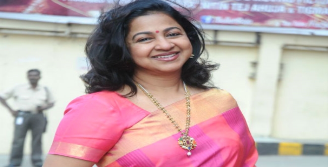 Radhika sarathkumar