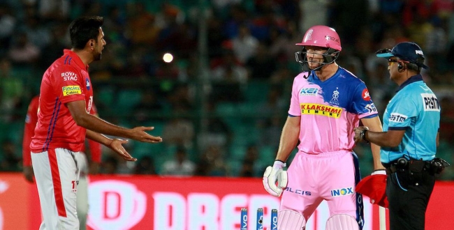 IPL 2019 Butlar talks about mankat wicket
