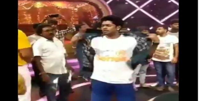 Bigboss contestants dance with vijay tv angers