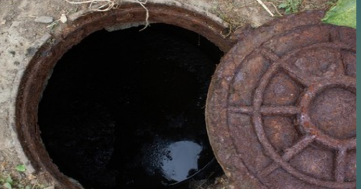 commotion-in-coimbatore-man-body-found-in-sewer-pit-pol
