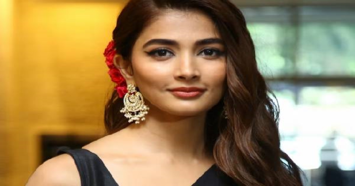 Actress pooja hegde talk about social media