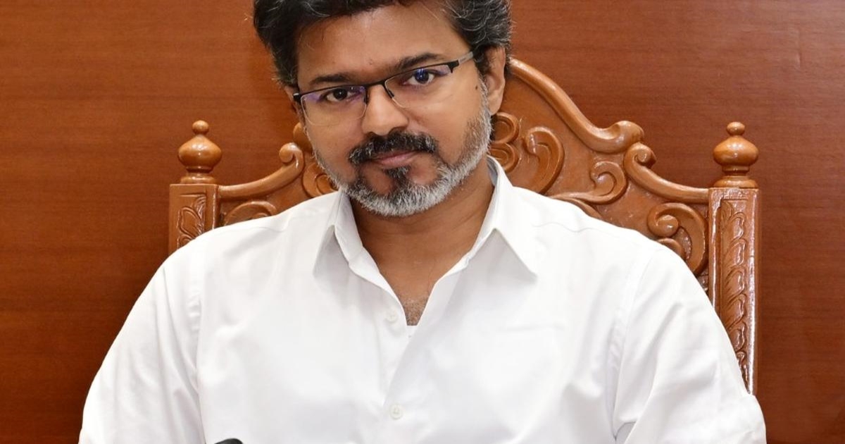 cm-vijay-old-disguise-bike-video-viral