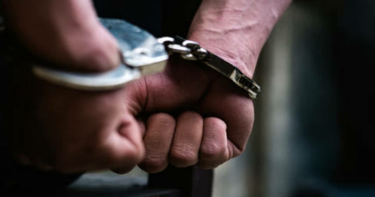 professor-stabbed-for-not-leting-mtech-student-exam-hal