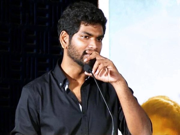 Director Vignesh Shiva's vairal video ! What video do you know ?