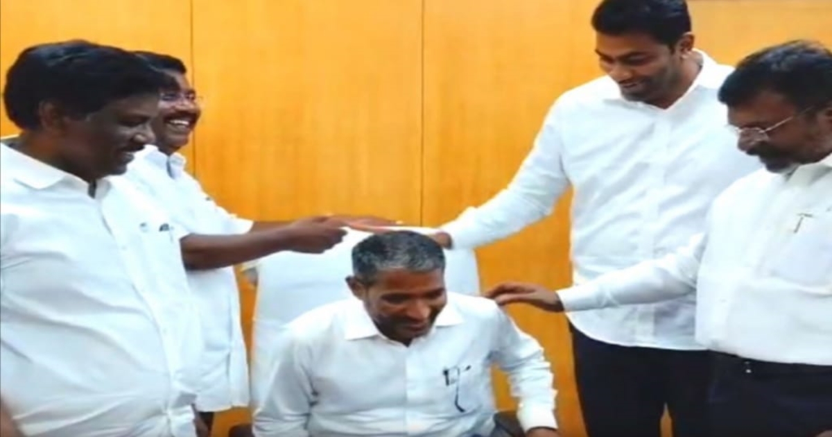vanniarasu-starts-work-as-minister-secretariat