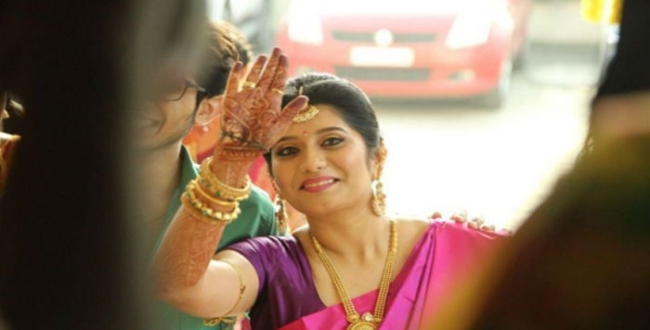 Vijay tv priyanka 3rd wedding anniversary