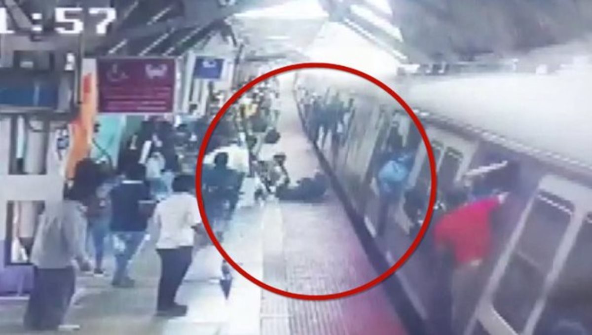 Mumbai railway police saved passenger lives viral video