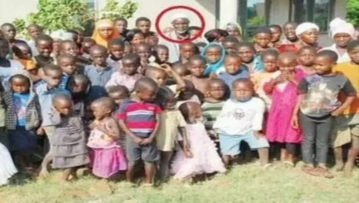 man ready to next marriage who have 16 wives and 151 children