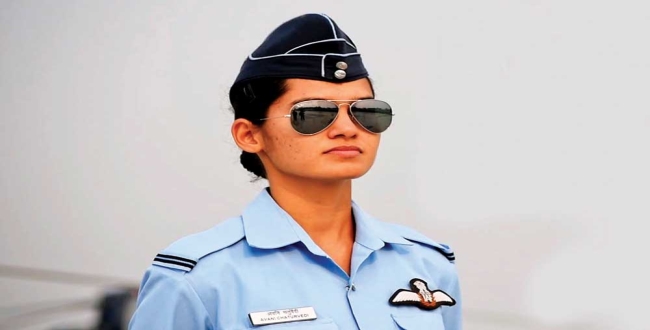 Women airforce fighter pilot avani chathurvedi
