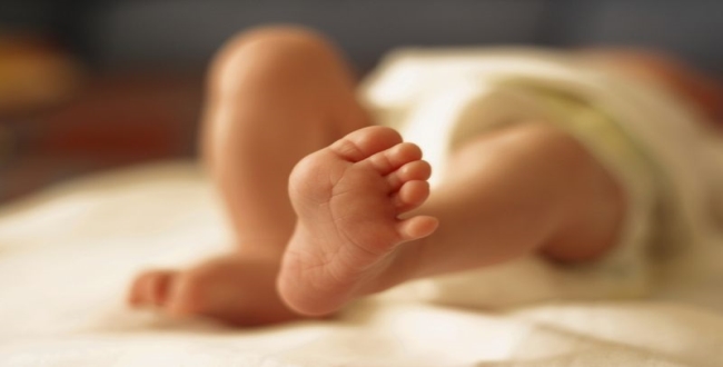 baby-girl-dies-after-being-left-inside-car-by-father