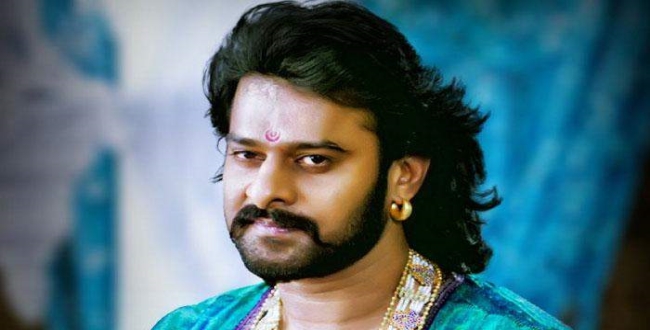pagubhali prabhas wear mask while  going to airport