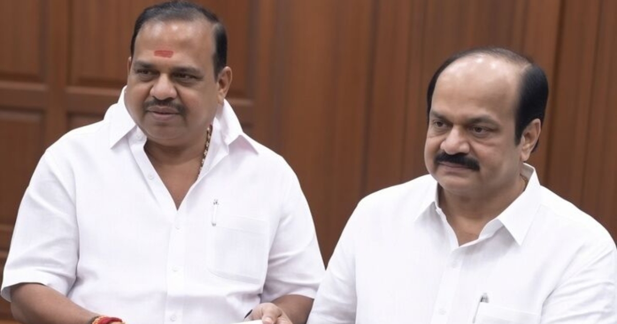 aiadmk-six-mlas-disqualification-petition
