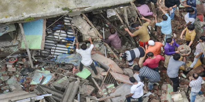 32-people-died-in-mumbai-bulding-accident