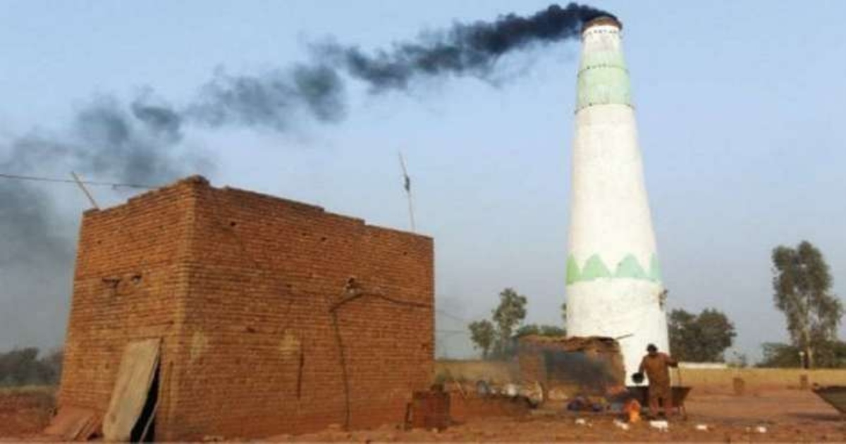 Bihar Brick Factory Chimney Explosion 6 Died Inculding Owner  