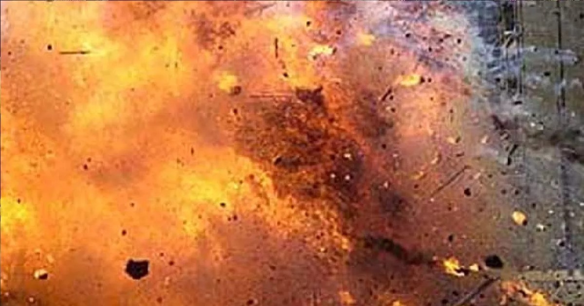 Uttar Pradesh Jalaun 3 Died Cylinder Blast 