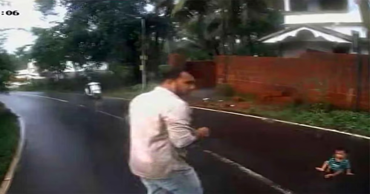 Baby Crawls Onto Rain-Soaked Road; Bus Driver and Conductor Rescue Child Just in Time