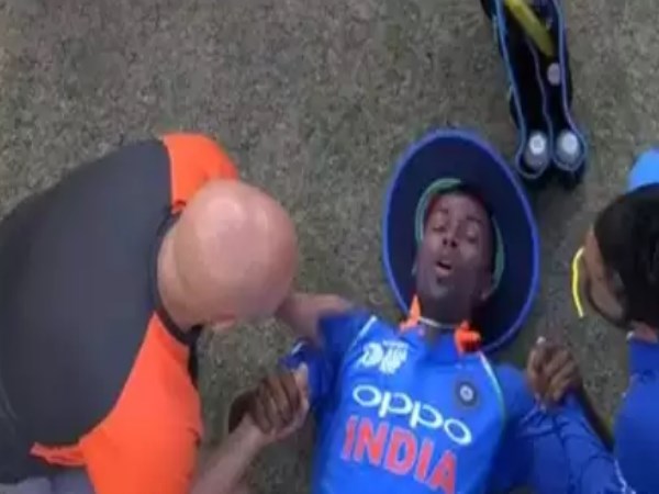 watch-hardik-down-on-gorund-with-fatique