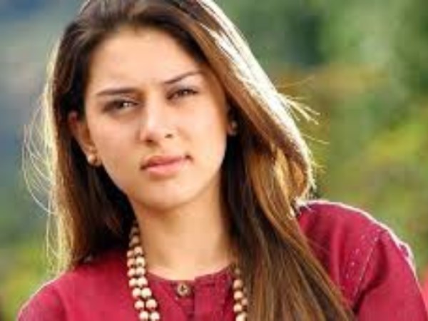 actress-hansika-angry-with-her-driver
