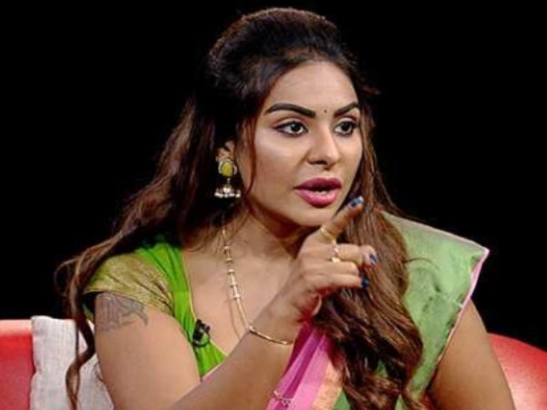sri-reddy-complaint-about-telungu-actor-rajendra-prasad