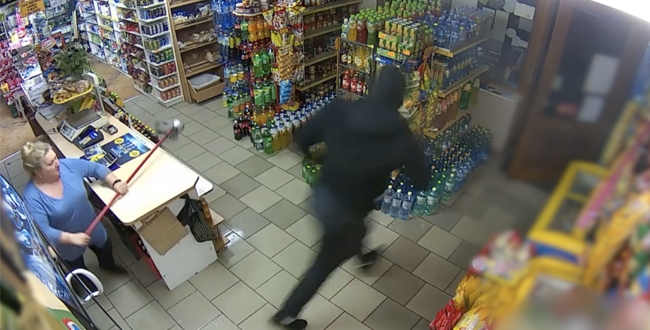 Old lady attack robber video goes viral