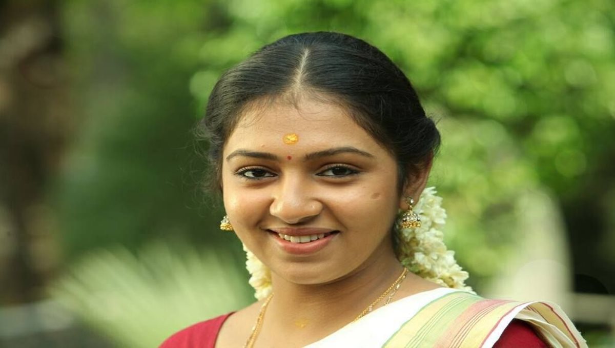Actress lakshmi menon come back after 4 years