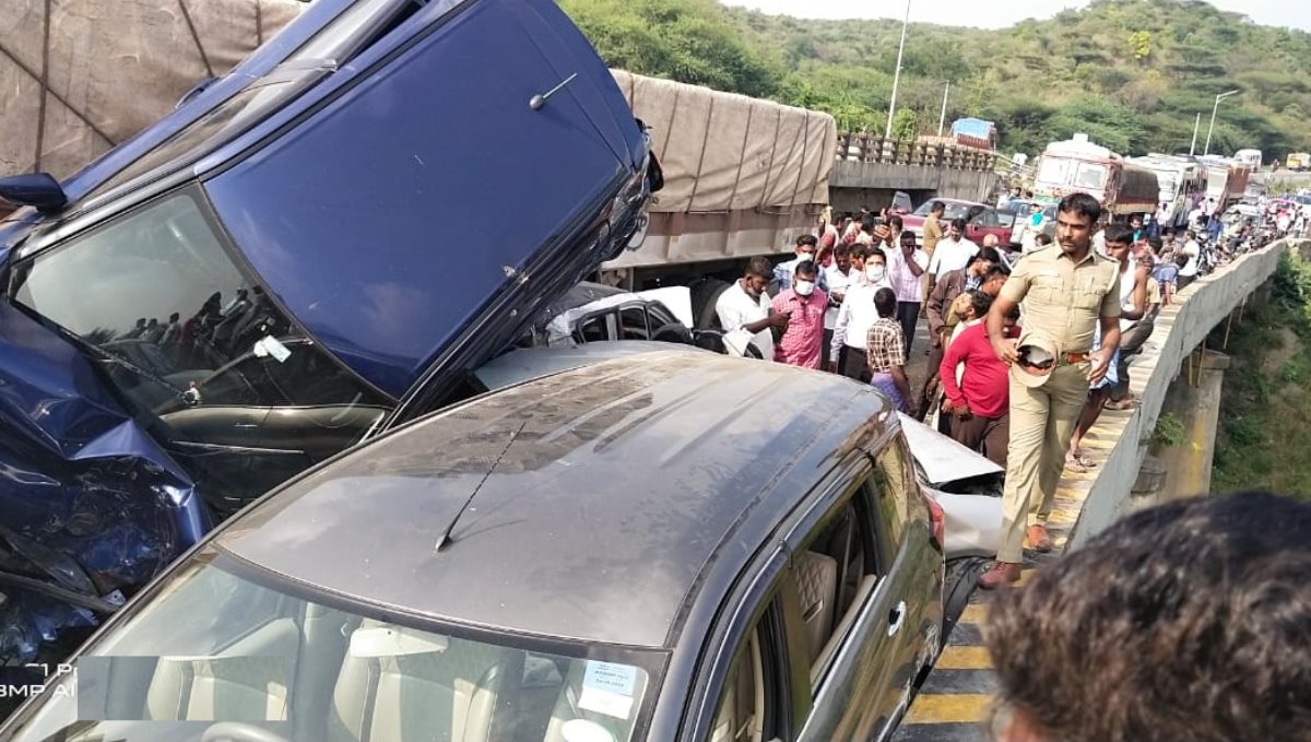 lorry accident in darmapuri