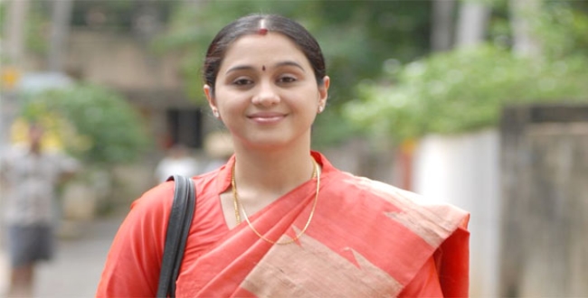 devyani-act-in-rasathi-serial