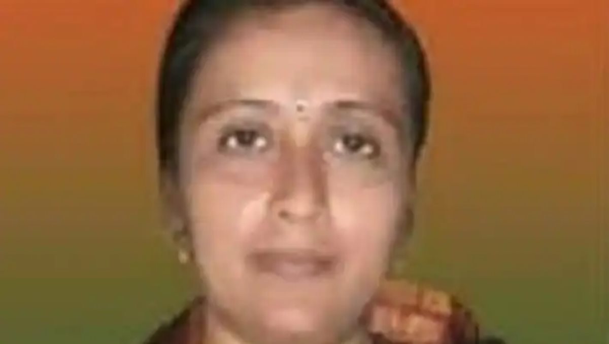 Karnataka Dharwad BJP Woman Worker Killed Husband With Help of Daughters Land Document Issue