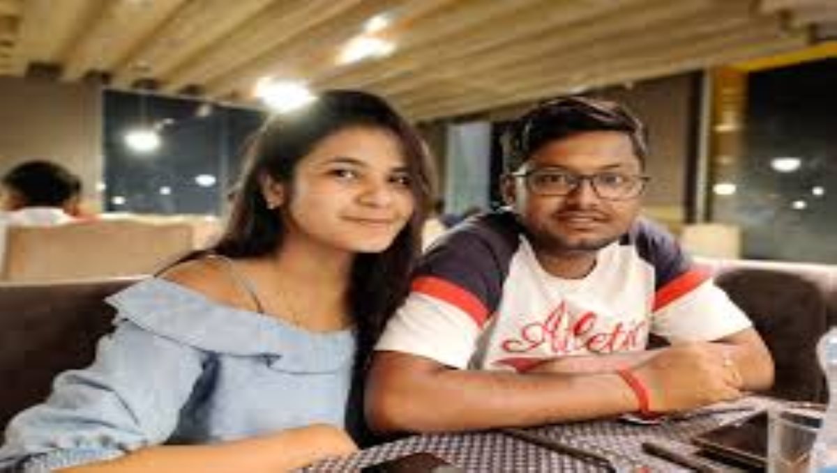 young-couple-arranged-for-online-marriage