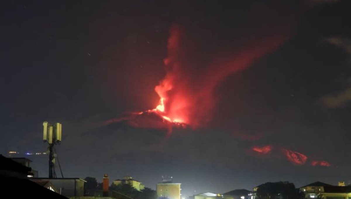 Etna mountain viral videos