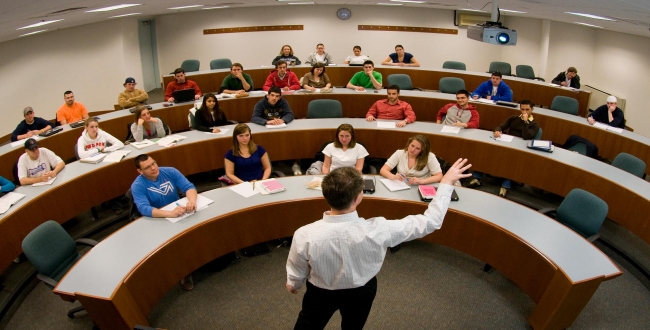 Cambridge university announced all face to face class cancelled until 2021