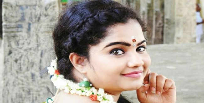actress geethanjali have some problems in acting
