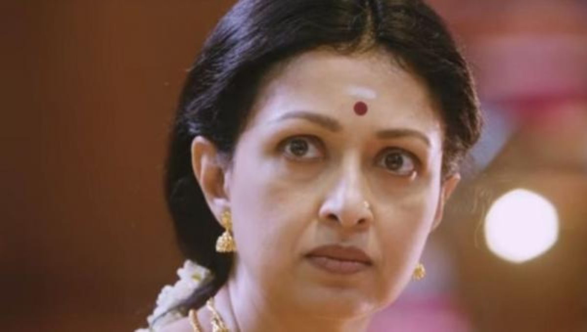 young boy tried to robbery in actress gautami home