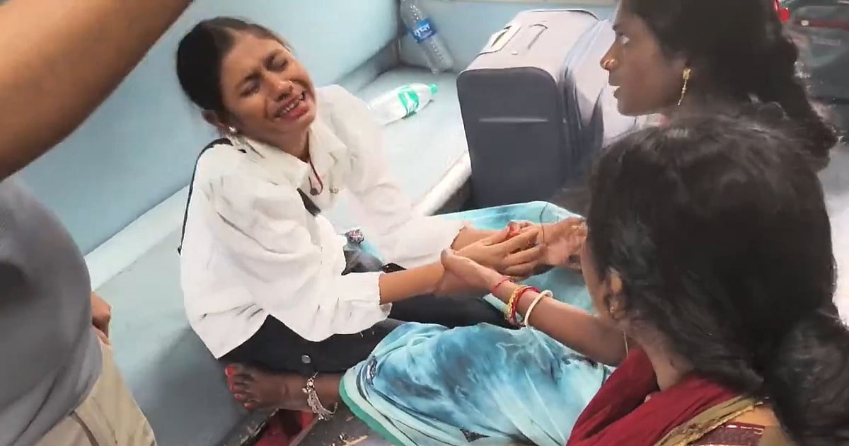 west-bengal-train-boy-fall-incident-viral-video