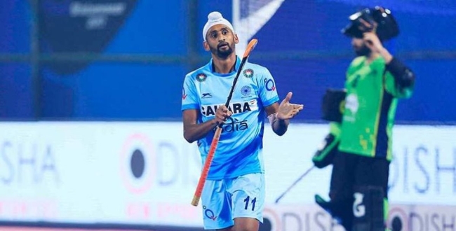 indian-hockey-player-affected-by-corona