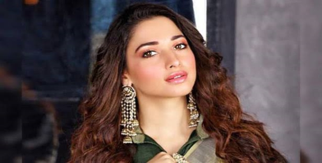 tamanna-welcomed-fans-to-join-online-game