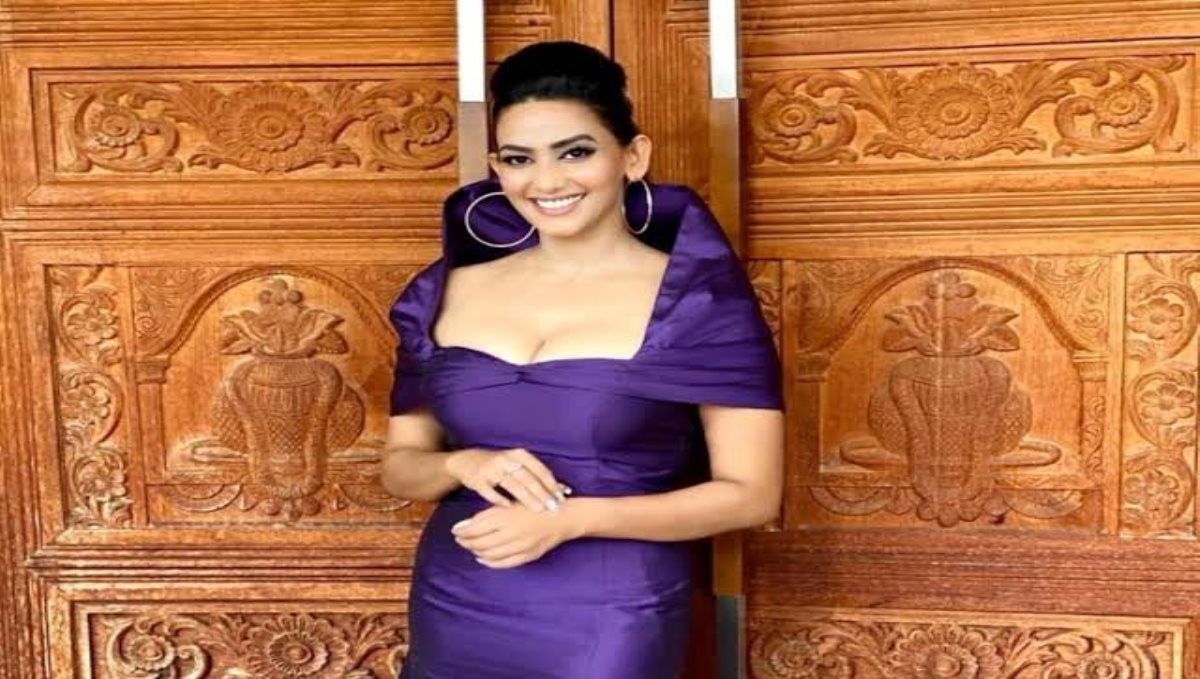 actress-sanjana-sing-photo