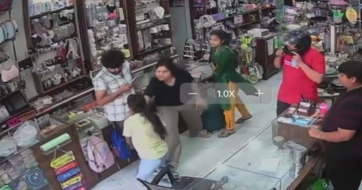 girl-who-attack-shop-keeper-using-blade-after-refused-t