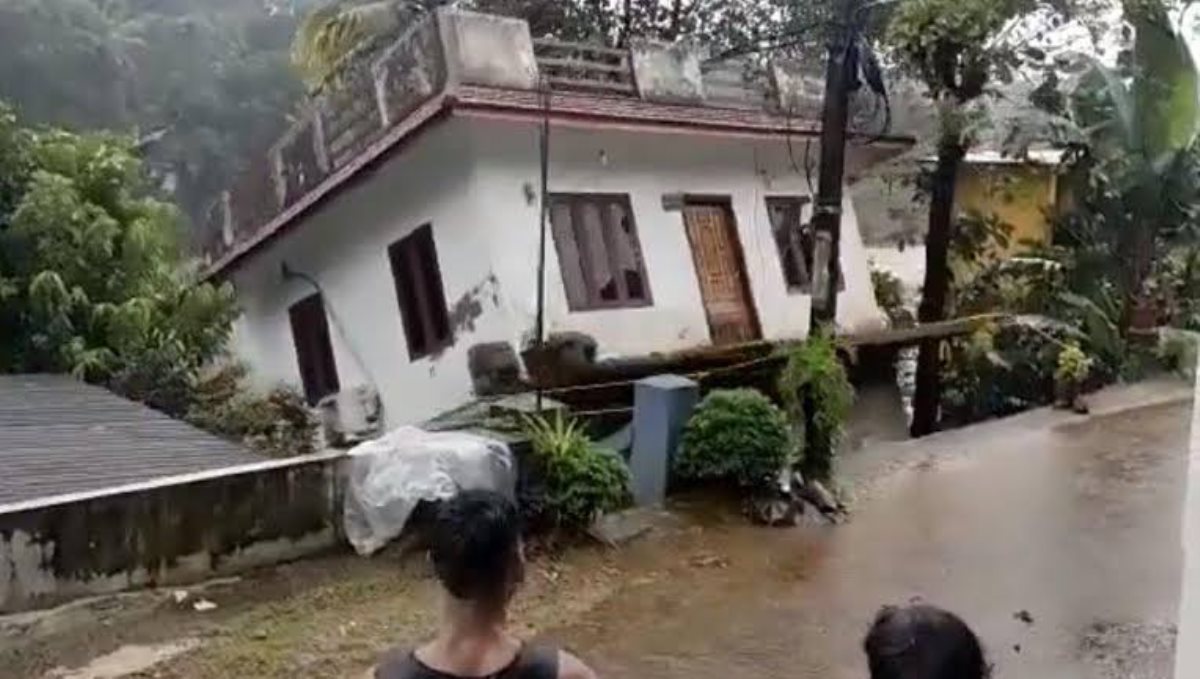 the-house-was-swept-away-in-the-flood-in-kerala