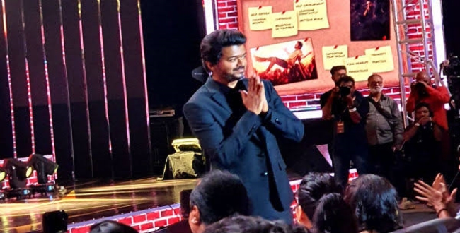 master-audio-launch-vijay-talking
