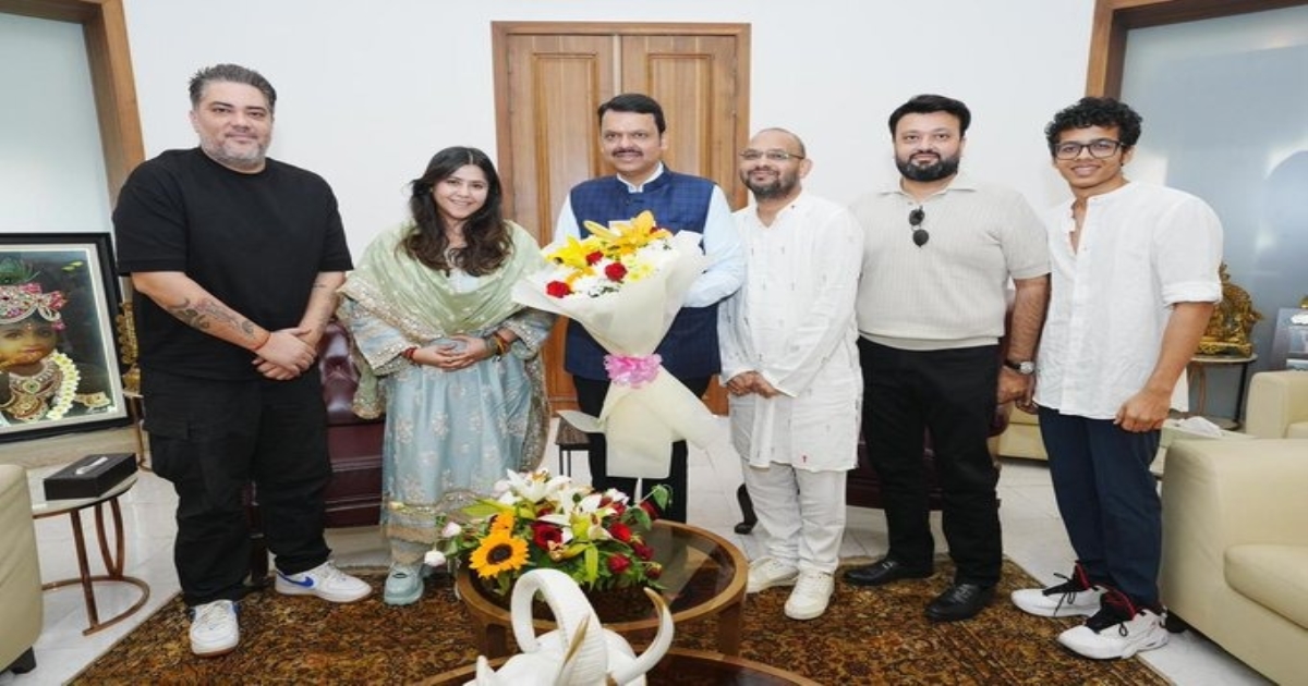  The Sabarmati Report Movie Team Meet with Devendra Fadnavis 