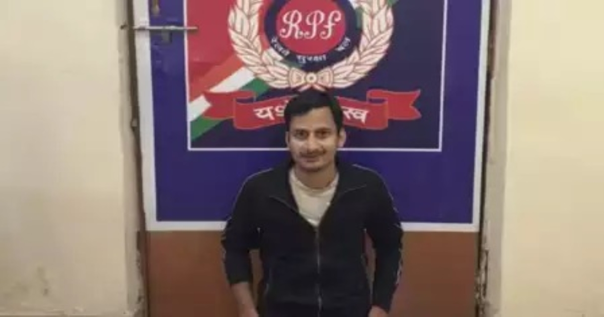   Actor Alikhan Knife Attack Case Trending Pic Lost Youth Life and Marriage 
