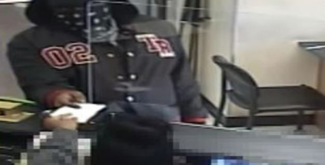 Robber gave slip notes to bank officers for robbery