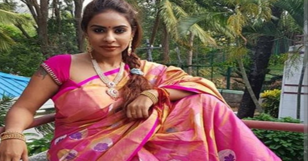 Sri Reddy openup about her past life 