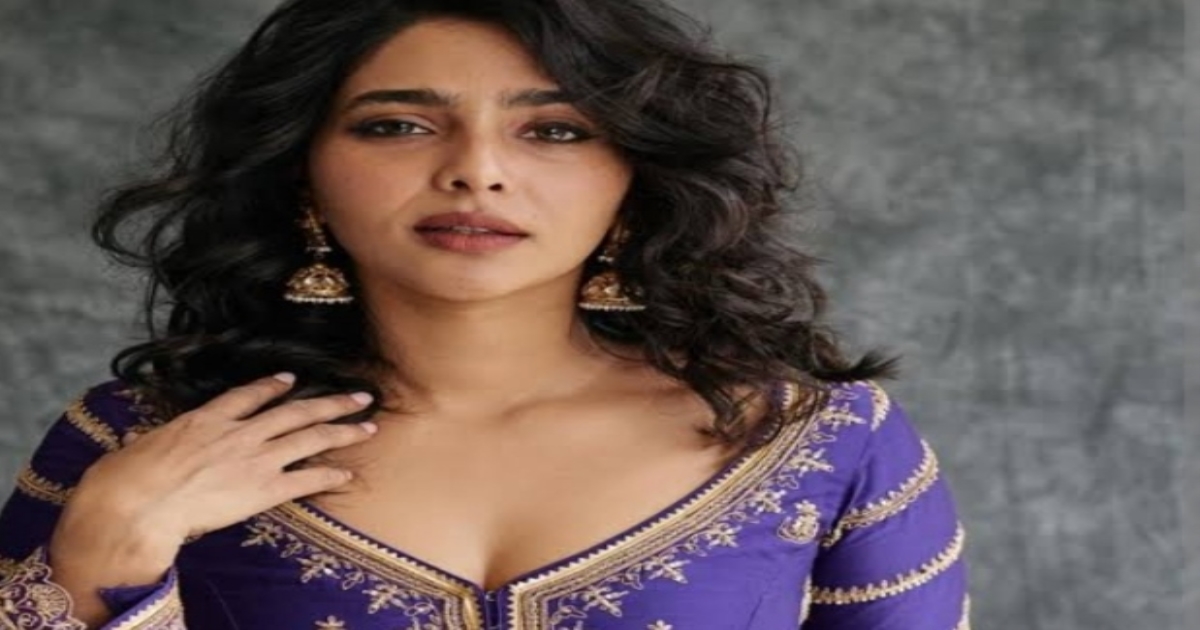 Actress aiswarya lakshmi openup about glamour role in cinema