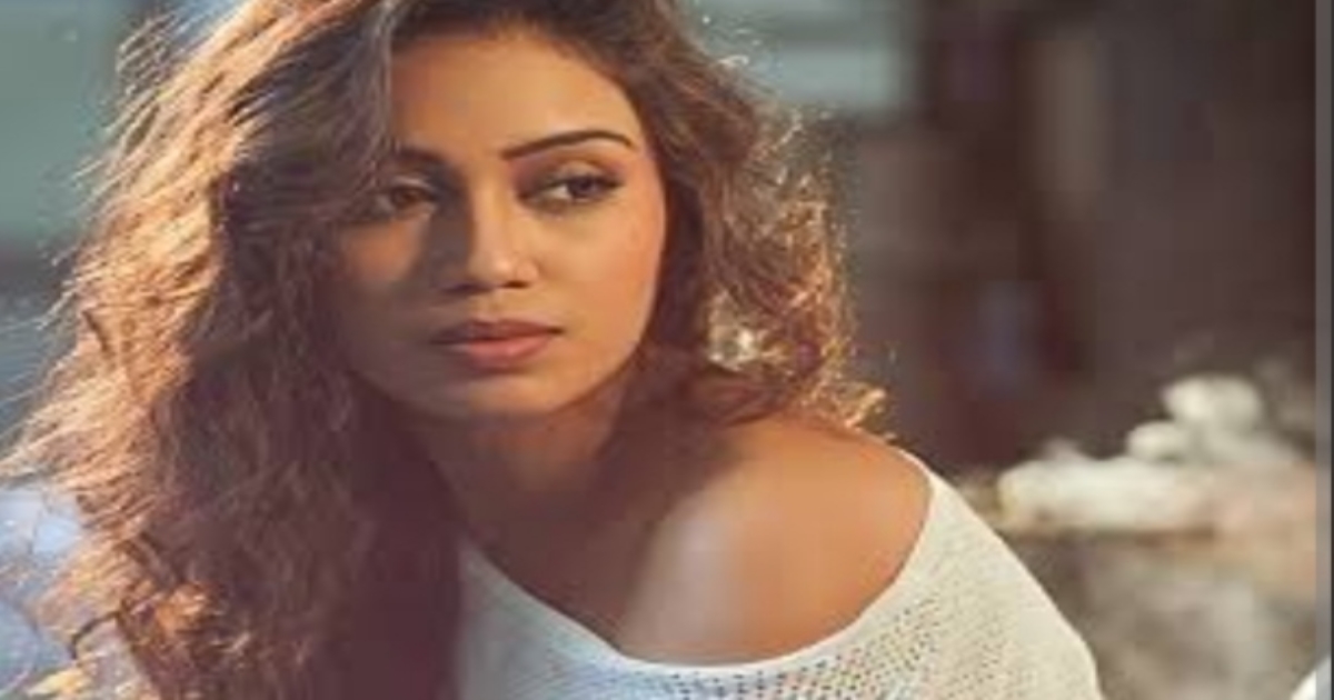 nivetha-pethuraj-glamour-photos