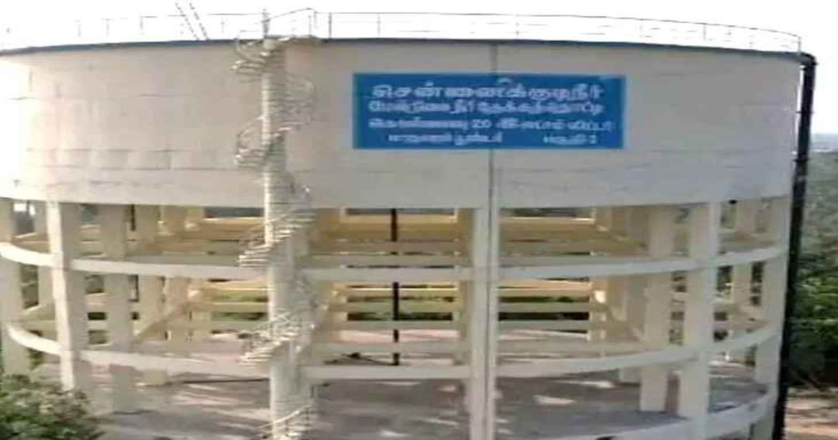 Chennai peoples use drinking water to wash car